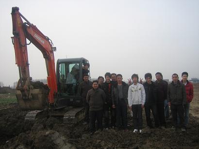 上海挖掘机培训学校学挖掘机多少钱批发