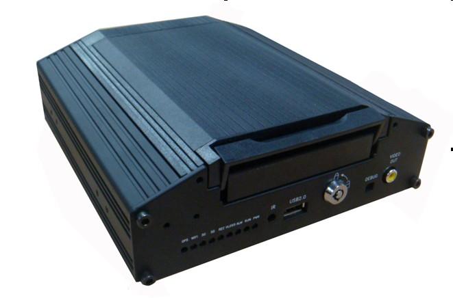 供应AHD模拟高清车载硬盘录像机，AHD车载录像机，模拟高清车载硬盘录像机