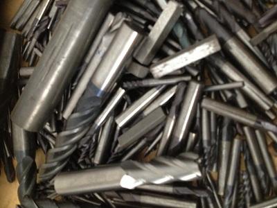 供应宝安废钨钢回收钨钢刀具回收公司