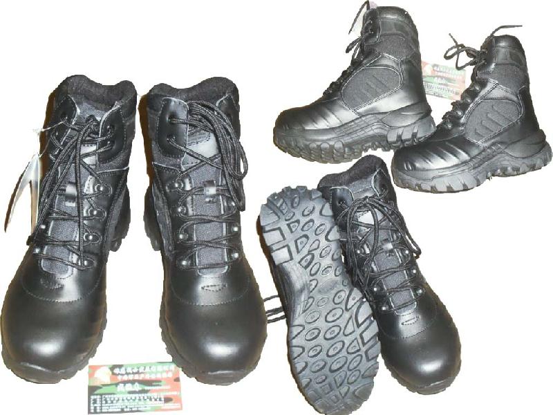 供应哪里有出口品牌军用鞋子批发，出口韩国登山鞋，黑鹰鞋子厂家生产