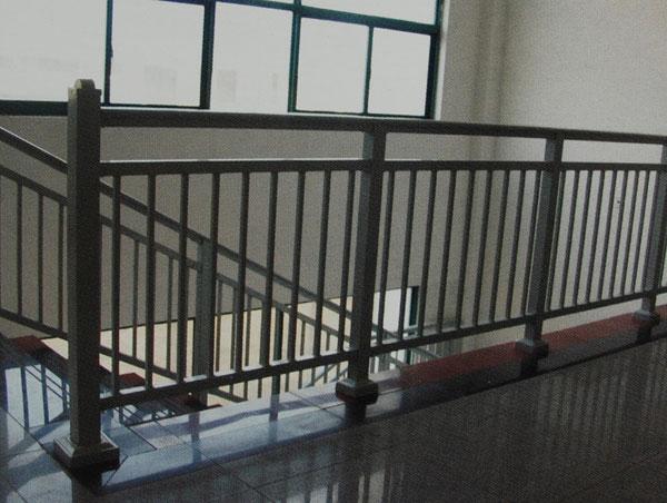 广东著名锌钢阳台护栏厂家生产安装批发
