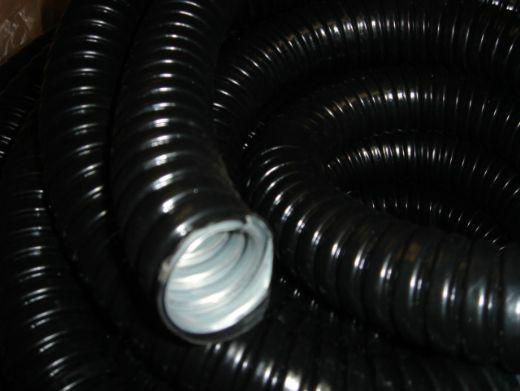 供应覆盖黑色PVC包塑金属软管