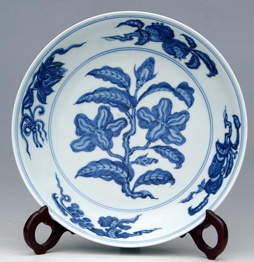 供应青花瓷寿盘，陶瓷工艺品，景德镇青花瓷盘，来样定制赏盘
