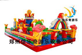 供应玩具加工1卡通气模玩具厂家户外大型PVC充气城堡儿童弹跳床批图片