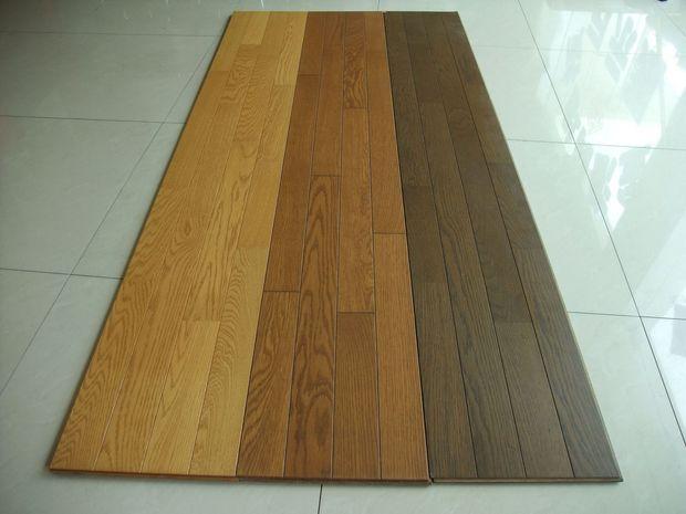 供应橡木三层实木复合地板橡木三层地板三层实木地板 实木复合地板