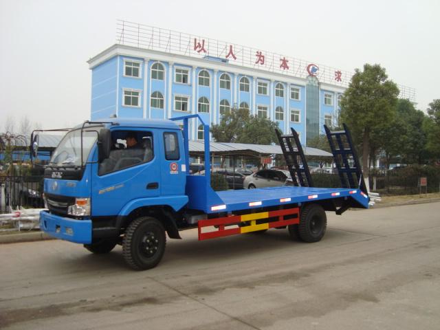 东风系列解放系列平板运输挖机拖车批发