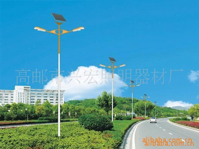 供应8米太阳能路灯灯杆；8米LED路灯灯杆
