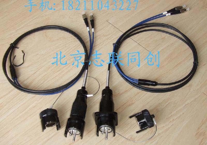 武汉厂家直销2芯军用野外光缆连接器/车壁连接器