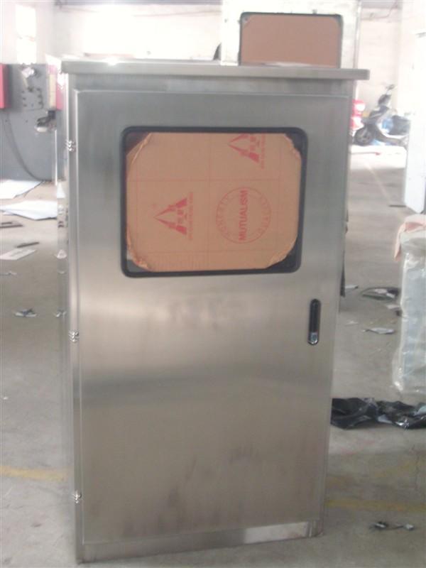 浙江生产优质户外防水不锈钢动力箱，不锈钢动力防水箱批发供应商。图片