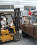 搬运服务广州人人搬家公司020-38275163专业起重吊装服务