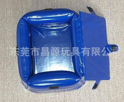 专业生产各类PVC充气箱子厂家批发