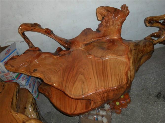 供应广西樟树根雕茶桌