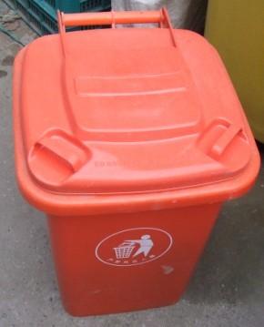供应上海塑料垃圾桶无锡，宁波，温州塑料垃圾桶