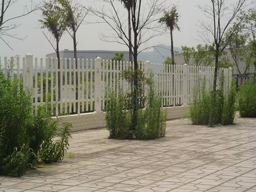 石狮塑钢围墙栏杆厂区庭院绿化护栏批发
