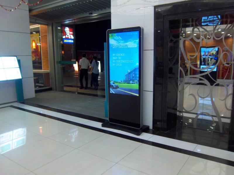 供应安徽山东河南厂家42寸46寸55寸商场落地式双屏液晶广告机