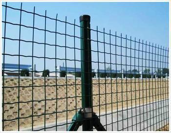 供应机场专用围挡护栏网价格
