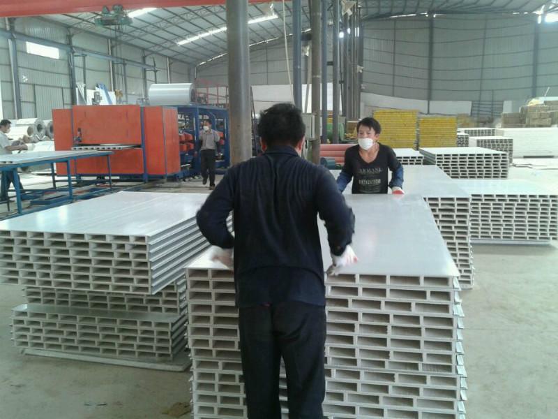 供应昆明中空玻镁彩钢板苏工企业生产