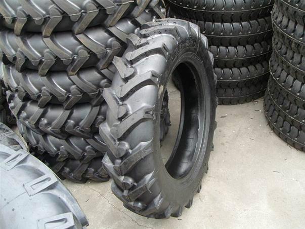 供应优质手扶拖拉机轮胎450-12优质农用胎斜交胎450-12