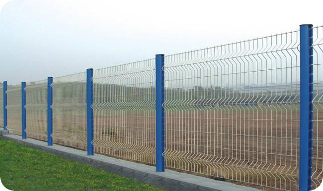 东胜护栏网，防护网，折弯护栏网