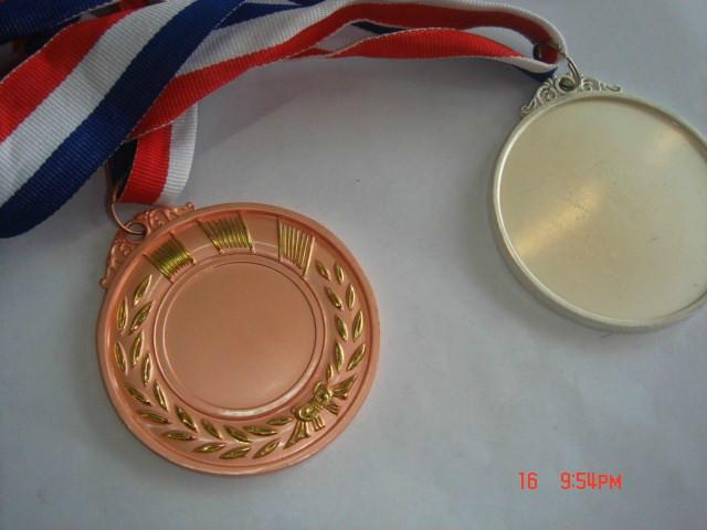武汉运动会奖牌定做，金属纪念币定做，金属勋章定做，生肖纪念品定做