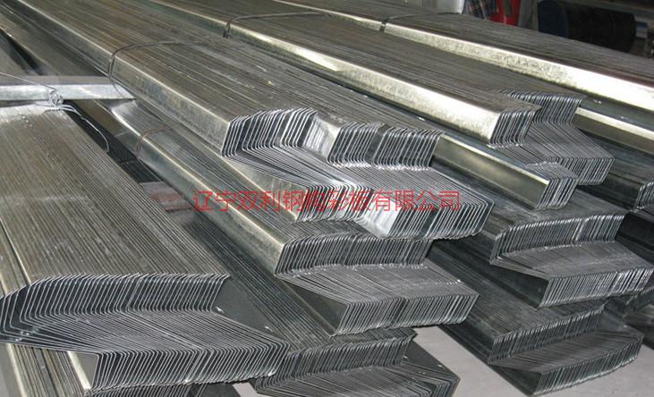 供应钢结构檩条CZ型钢供应商首选C型钢Z型钢公司电话图片