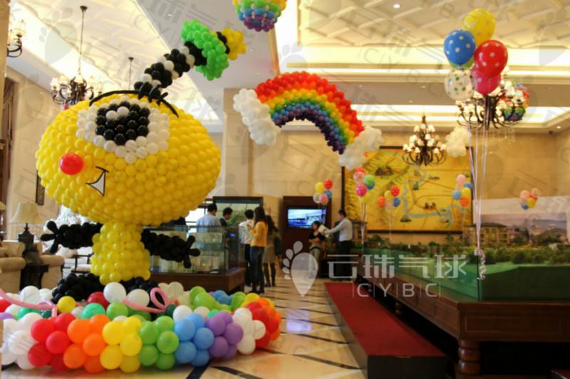 供应小黄人气球/气球装饰/气球造型/楼盘装饰/大型气球装饰