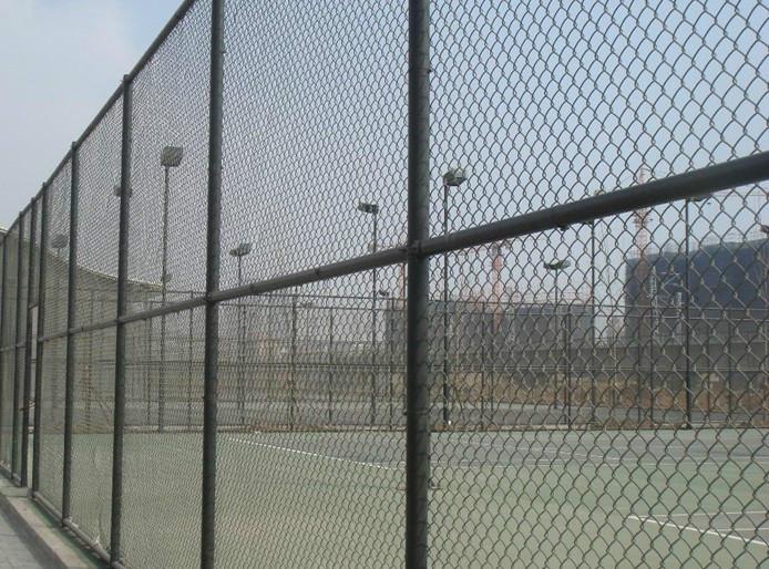 衡水市体育场护拦网厂家护栏网厂体育场围网篮球场围网网球场围网体育场护栏