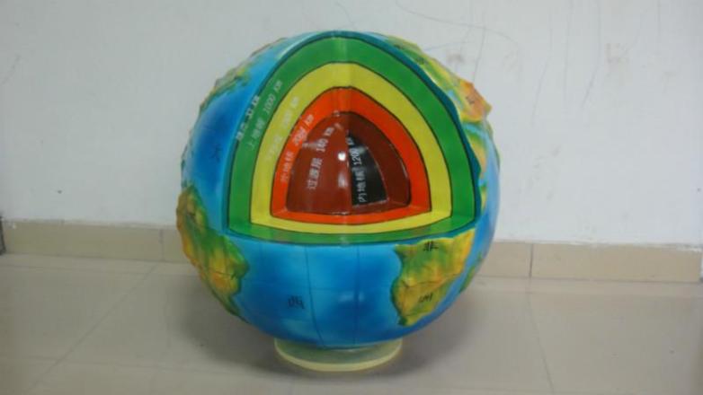 地球内部构造地球仪模型图片|地球内部构造地