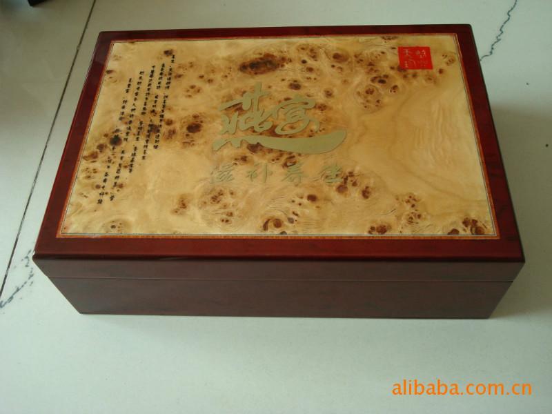 供应木质定制金币盒绒布外表大红色木质奖杯礼盒 可大量定制奖牌盒茶烟酒