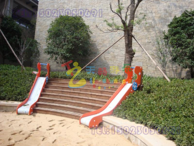 供应万盛区儿童大型滑滑梯,万州区儿童秋千玩具厂家,重庆运动防护安全地垫现货