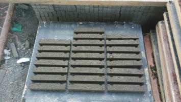 供应水泥垫块厂家新疆水泥垫块价格 水泥垫块厂家新疆水泥垫块价格