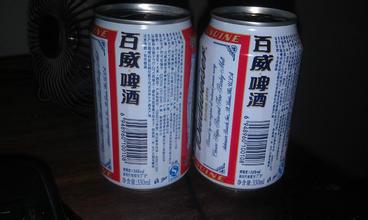 供应云南鹤庆有百威啤酒批发商/厂家直销图片