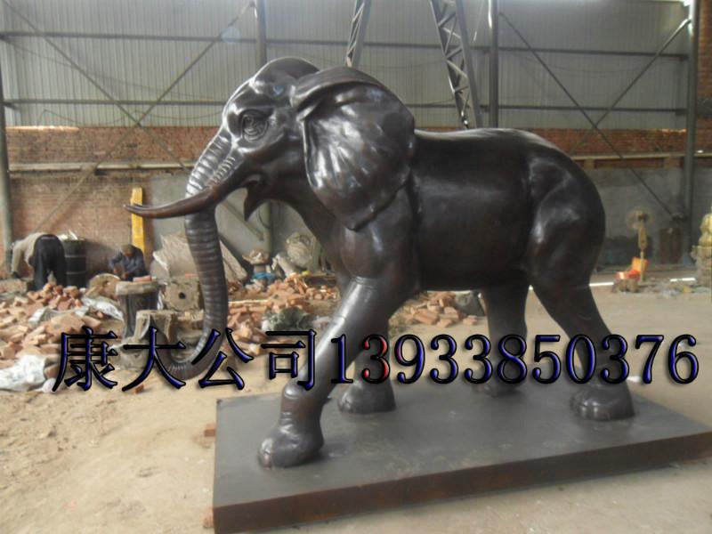 供应大象铜雕厂、动物铜雕报价、牛雕塑制作价格、青铜铜雕厂、金蝉雕塑图片