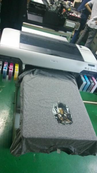 供应印花t恤的机器多少钱，t恤印花机，DIYt恤印花机