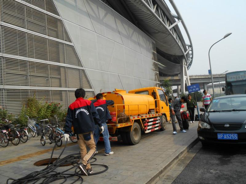 供应北京八达岭经济开发区疏通污水管道，高压清洗管道，清洗雨水管道