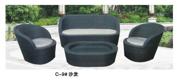 供应成都藤编沙发组合生产定制 成都订做藤编沙发厂家 PE仿藤桌椅直销