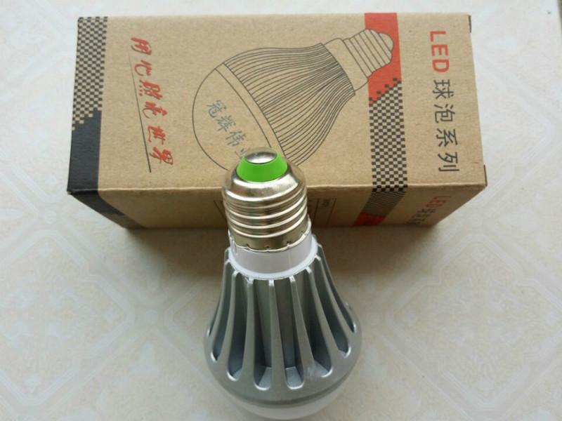 供应压铸铝LED球泡灯，压铸铝LED球泡灯价格，压铸铝LED球泡灯厂家