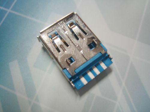 USB3.0接口连接器焊线式B款母座批发