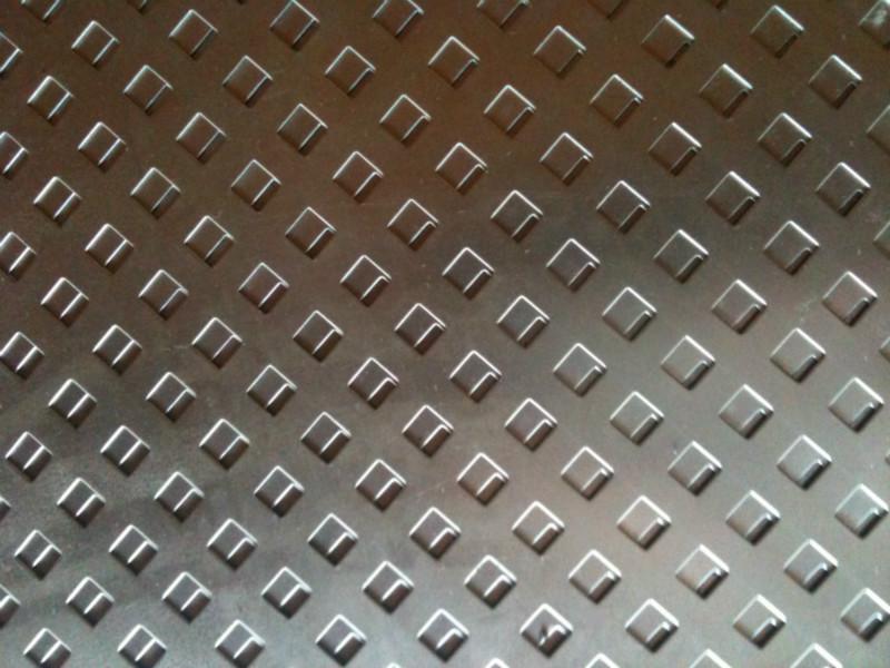 承接各种规格不锈钢冲孔网产品 不锈钢制品加工 厂家直销圆孔网