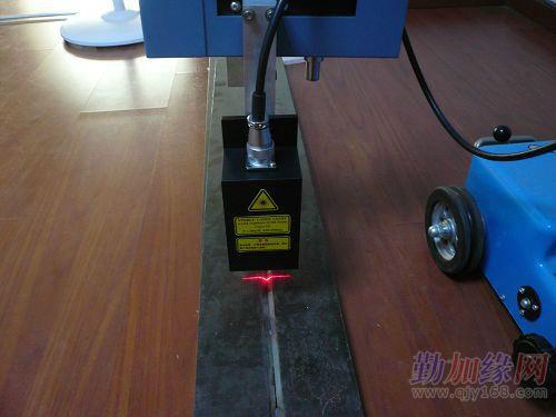螺旋管外缝焊接激光焊缝自动跟踪器批发