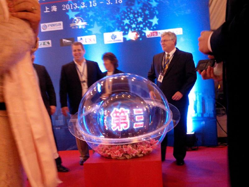 供应深圳启动球，新闻发布会道具，启动魔球，庆典LED触摸球，七彩魔方