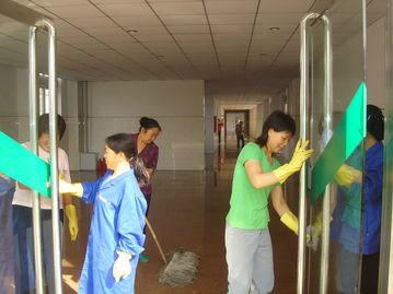 供应南京白下区秣陵路保洁公司专业新装潢保洁单位家庭日常保洁图片