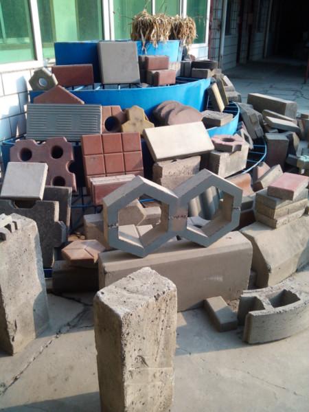 供应新疆大型水泥砖机设备,山东烟台砌块砖机,水泥砖机厂