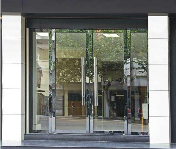 供应用于的建外大街安装玻璃门安装中空玻璃图片