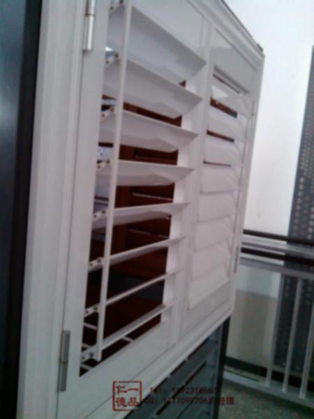 供应铝合金平开百叶窗、铝合金推拉百叶窗、活动折叠百叶门、豪华百叶门窗
