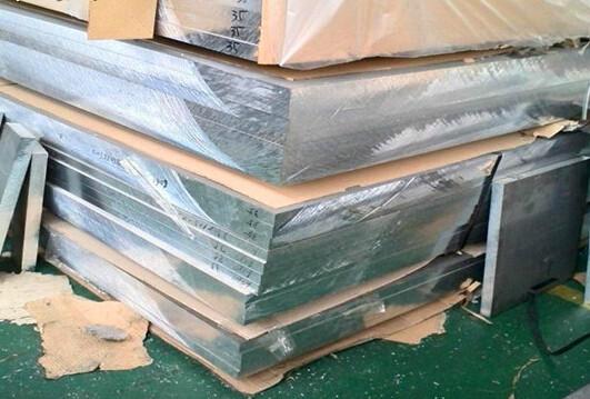 供应6061-T6拉伸铝板现货，防锈5A02铝合金板，国标6082铝合金板