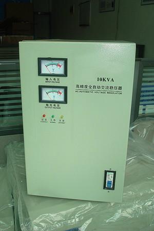 供应电脑锣专用SVC-15KVA高精度稳压器，高质量稳压器图片