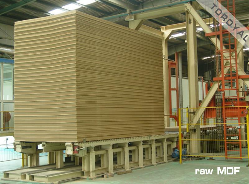 供应正和木业连续平压生产线生产的薄板图片