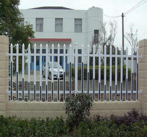 PVC新型家庭别墅庭院塑钢围墙护栏批发