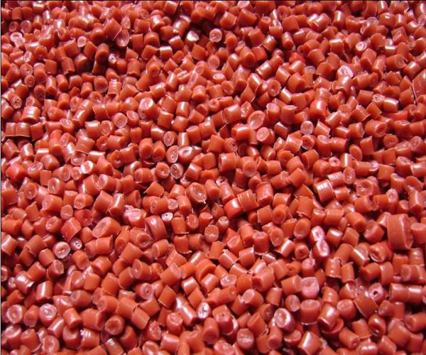 红色低压HDPE粉碎料批发